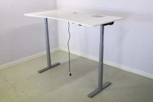 Sähköpöytä 160×90 cm Toimistoplus Käytetyt toimistokalusteet 11