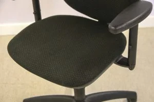 Musta työtuoli Toimistoplus Käytetyt toimistokalusteet 15