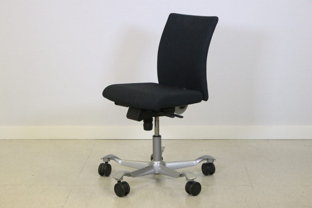 H04 Credo työtuoli Toimistoplus Käytetyt toimistokalusteet
