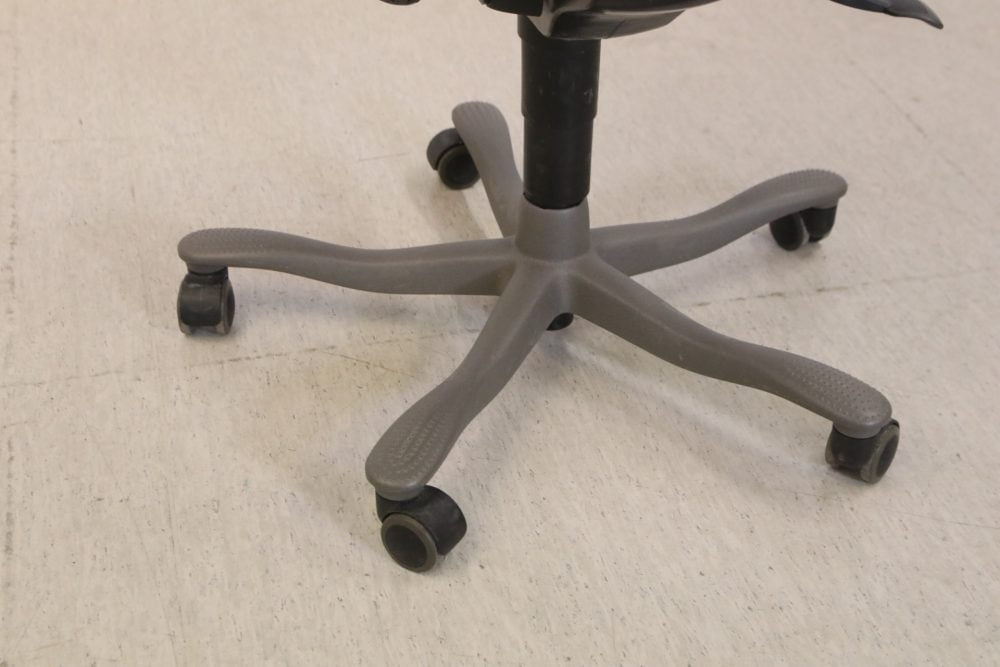 Plus 6 työtuoli Toimistoplus Käytetyt toimistokalusteet 11