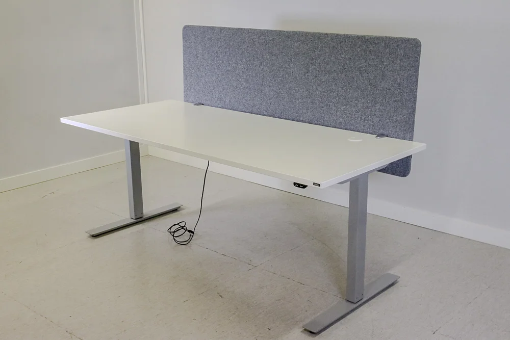 Pöytäseinäke 160cm Toimistoplus Käytetyt toimistokalusteet 2