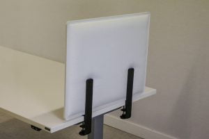 Ilmava-pöytäsermi 60cm, valkoinen Toimistoplus Käytetyt toimistokalusteet 10