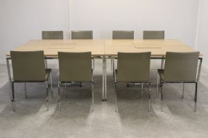 Neuvotteluryhmä 8kpl Brunner Milanolight tuoli & Mobel Nippu pöytä 280×140 cm Toimistoplus Käytetyt toimistokalusteet 5