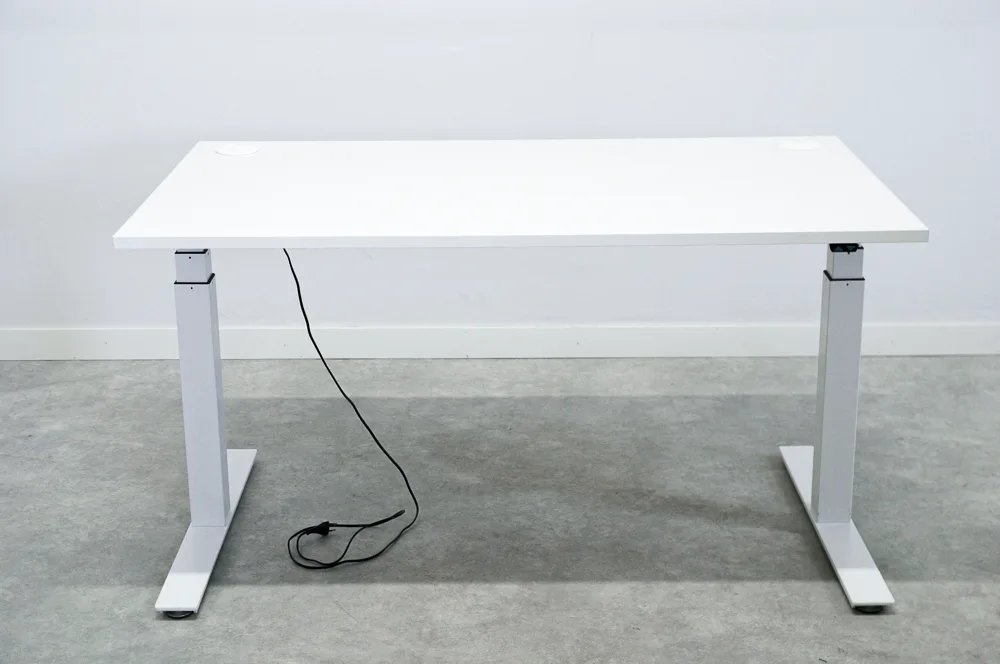Pinta EQ sähköpöytä 140×80 cm Toimistoplus Käytetyt toimistokalusteet 9