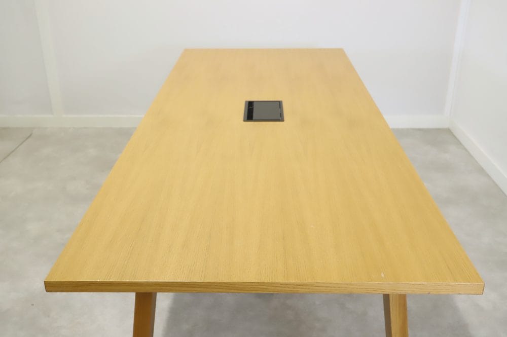 Neuvottelupöytä 220x90cm Toimistoplus Käytetyt toimistokalusteet 8