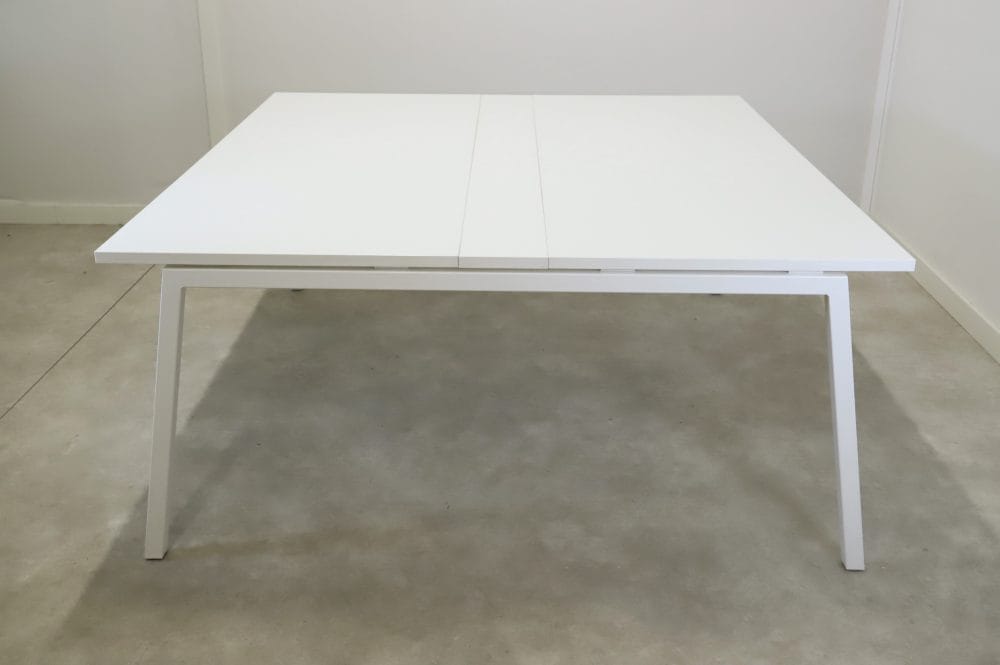 Neuvottelupöytä 180x165cm Toimistoplus Käytetyt toimistokalusteet 4