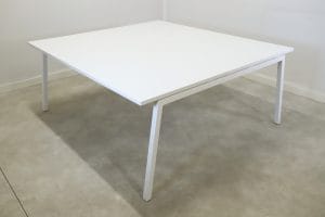 Neuvottelupöytä 180x165cm Toimistoplus Käytetyt toimistokalusteet 13