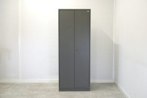 Peltikaappi 207x80cm Toimistoplus Käytetyt toimistokalusteet 10