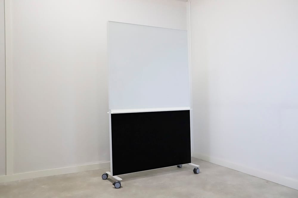 Hush Wall Lattiaseinäke tussitaululla 120x210cm Toimistoplus Käytetyt toimistokalusteet