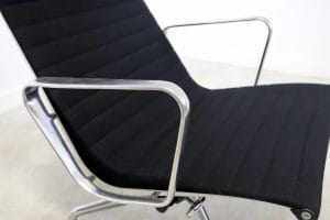 Eames EA 124 loungetuoli Toimistoplus Käytetyt toimistokalusteet 42