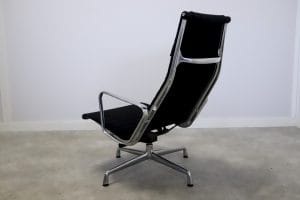 Eames EA 124 loungetuoli Toimistoplus Käytetyt toimistokalusteet 30