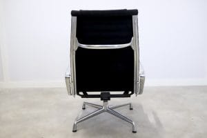 Eames EA 124 loungetuoli Toimistoplus Käytetyt toimistokalusteet 31
