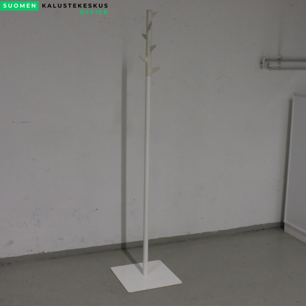 Inno Oka-B pystynaulakko, Desing Teppo Asikainen Toimistoplus Käytetyt toimistokalusteet