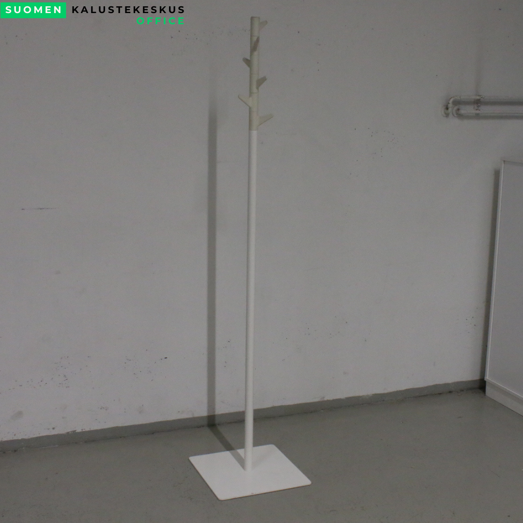 Inno Oka-B pystynaulakko, Desing Teppo Asikainen Toimistoplus Käytetyt toimistokalusteet 2 Inno Oka-B pystynaulakko, Desing Teppo Asikainen Toimistoplus Käytetyt toimistokalusteet 2